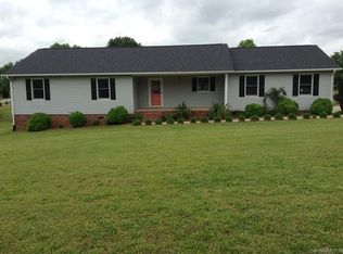 110 Cross St, Gaffney, SC 29341