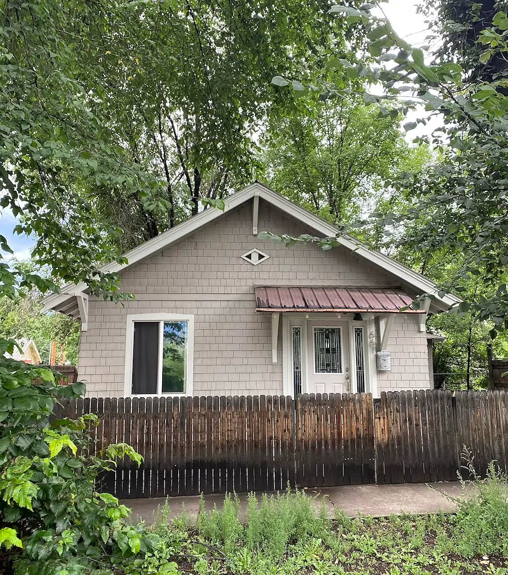 2 bed, 582 sqft, $2,200 — Photo 1