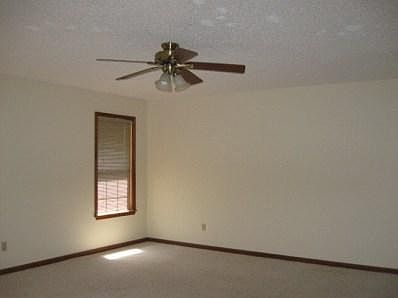 4th image of 904 Williamsburg Dr