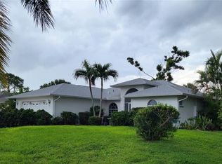 6426 Ben Hogan Cir, North Fort Myers, FL 33917