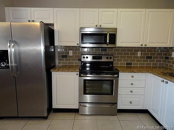 3rd image of 5570 NW 107th Ave APT 914