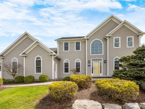 4577 Cone Wood Trl, Manlius, NY 13104
