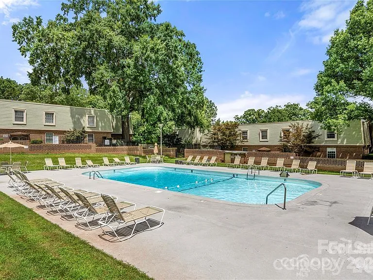 2630 Park Rd — Photo 24