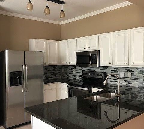 3rd image of 7494 Scarlet Ibis Ln