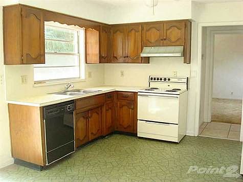 4th image of 432 SE Durrell Ct
