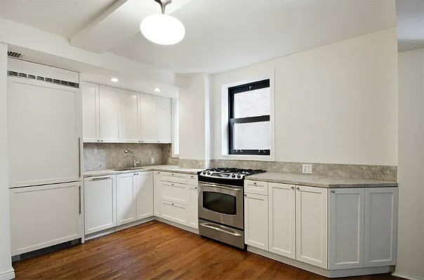 Sold by Town Residential | media 4