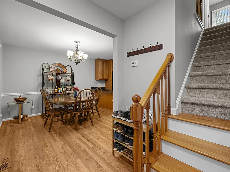112 Autumn Ridge Dr — Photo 5