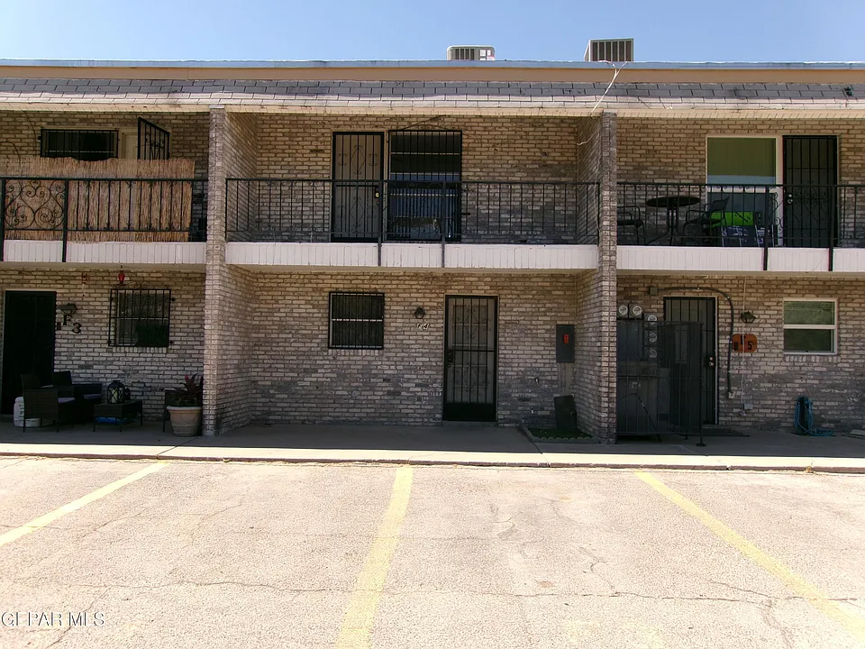 6700 Escondido Dr #F4