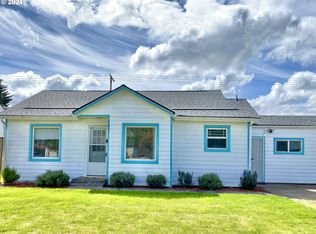 2425 E St, Springfield, OR 97477