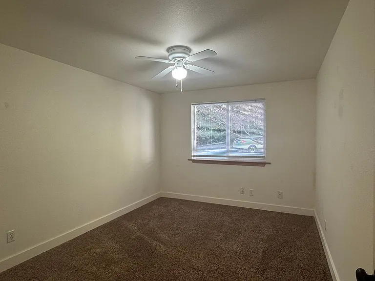 2592 NW Sherman Hill Rd — Photo 11