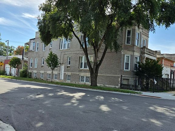 3rd image of 2901 W Arthington St