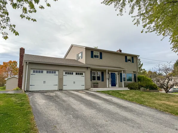 3 Clover Lane, Brewer, ME 04412