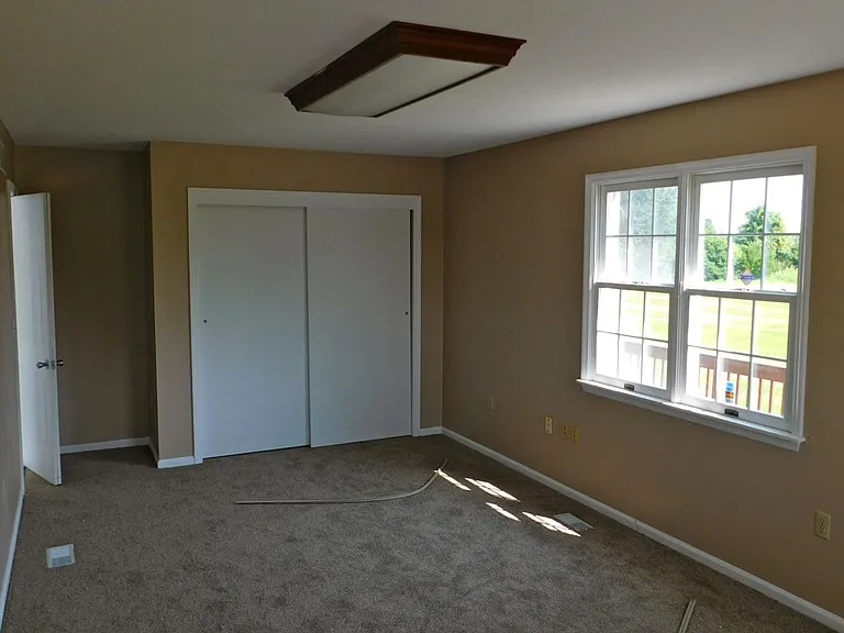7608 Kyles Station Rd — Photo 22