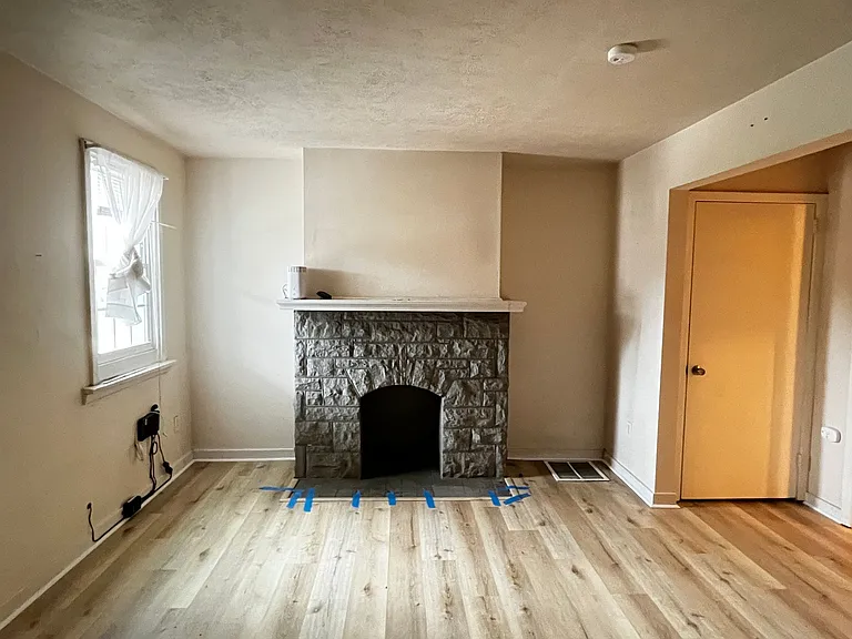 Beautiful One Bedroom in Swissvale!! — Photo 7