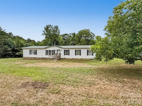 3916 Rev H Morrison Rd, Waxhaw, NC 28173