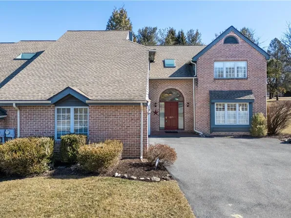 2979 Exeter Dr, Emmaus, PA 18049