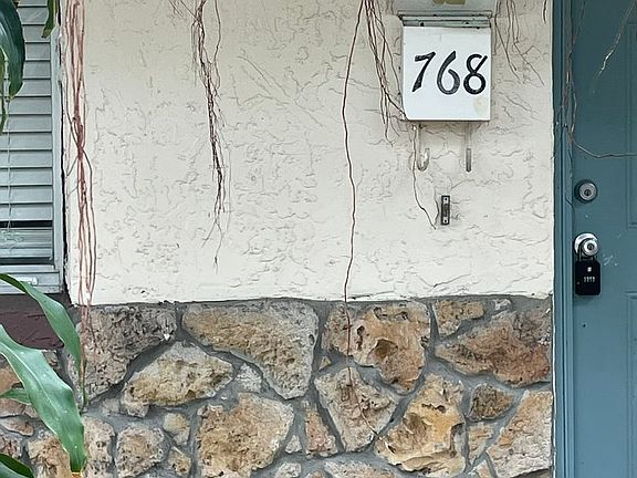 3rd image of 768 Ellwood Ave
