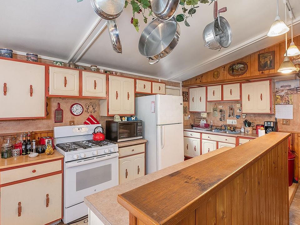 8520 Sutton Rd, Minocqua, WI 54548 | Zillow