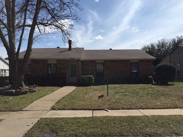 1st image of 1004 Lockhart Dr