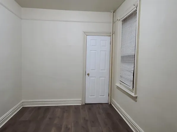 29 Roosevelt Avenue image 11 of 19