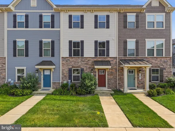 143 Lyons Creek Dr, Laurel, MD 20708