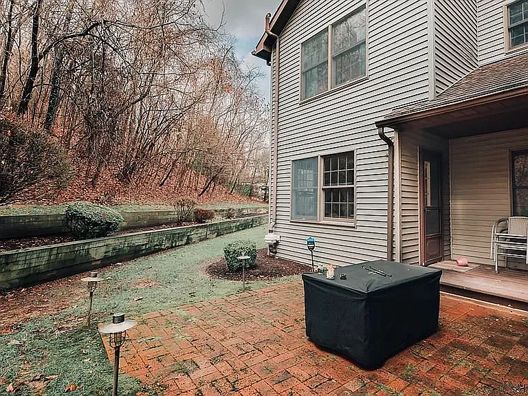 104 Cheney Oak Dr — Photo 21