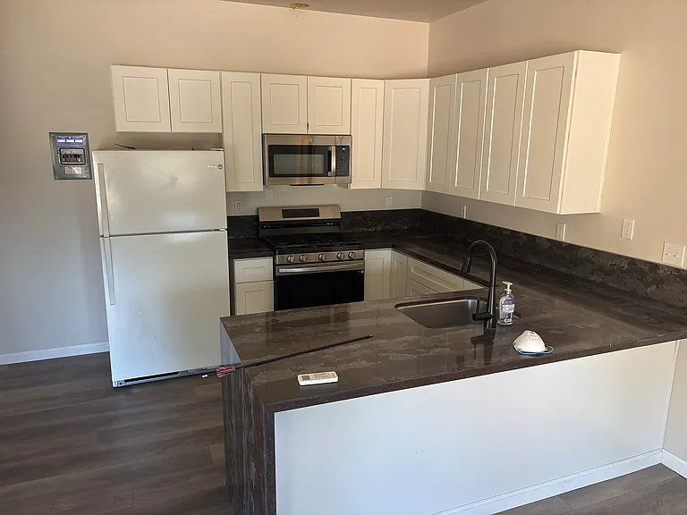 600 Arbona Cir N #C — Photo 4