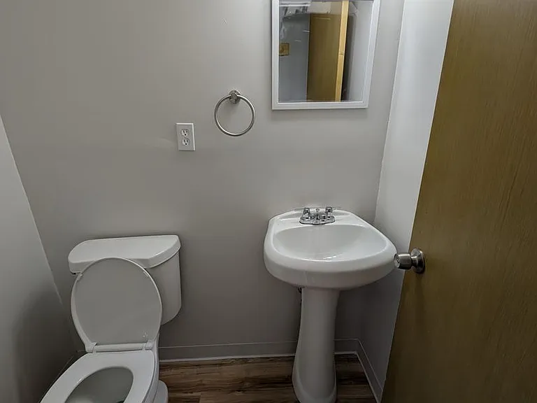 93 - 119 Johnston Avenue — Photo 10