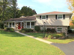 2715 Tyein Pl, Brookfield, WI 53045