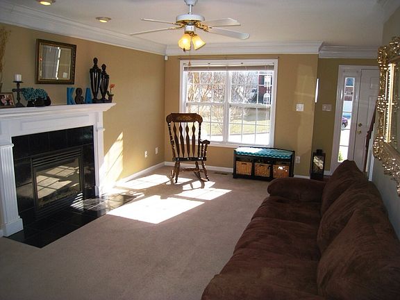 2nd image of 5717 Capeside Ln