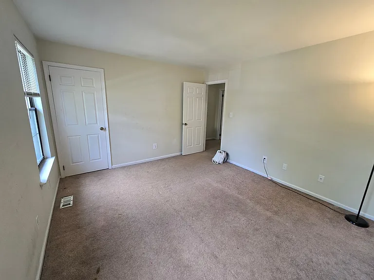 3706 Cricket Cir — Photo 16