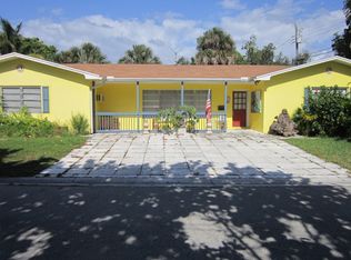 12 S Swinton Cir, Delray Beach, FL 33444
