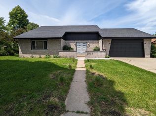 2021 N Vel R Phillips Ave, Milwaukee, WI 53212