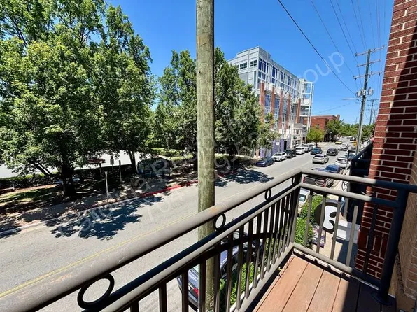 3100 N Davidson St APT 203, Charlotte, NC 28205