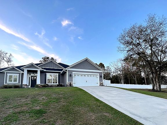 2nd image of 158 SW Camphor Ct