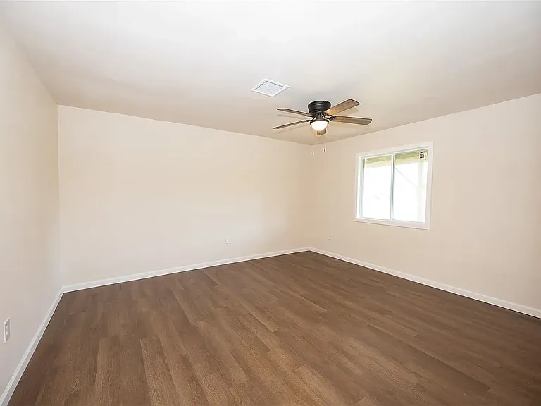 7359 E Lake Rd — Photo 29