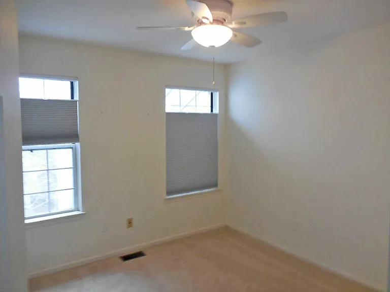 4314 Hillside Dr — Photo 9