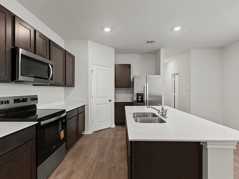 7016 Vining Dr — Photo 6