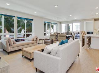 12879 Runway Rd #2, Playa Vista, CA 90094