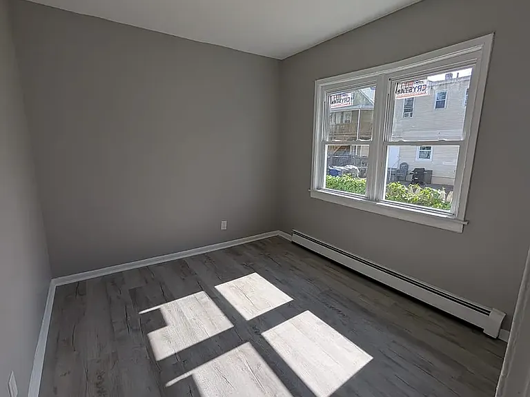 320 Watson Ave #6C — Photo 4