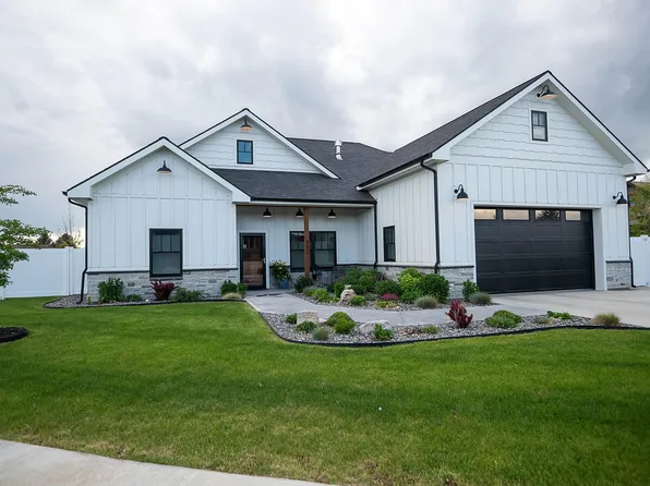 800 N Clark St, Powell, WY 82435