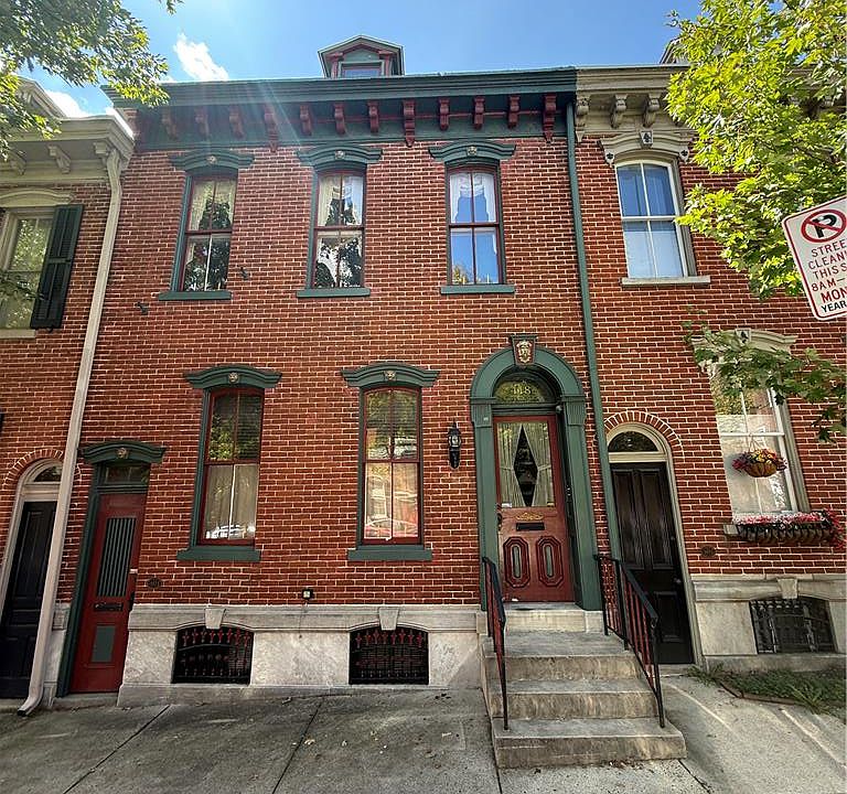 1st image of 418 N 8th St