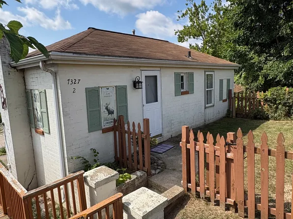 7327 Delton Rd #3, Delton, MI 49046