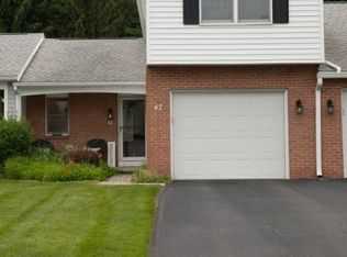47 Flower Dale Cir, Rochester, NY 14626