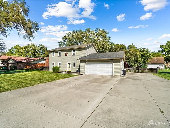2nd image of 6775 Roberta Dr