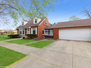 1324 S Fairview Ave, Park Ridge, IL 60068