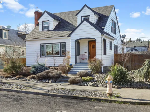 420 W 7th St, The Dalles, OR 97058