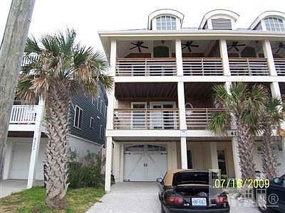 1st image of 418 S Fort Fisher Boulevard #A