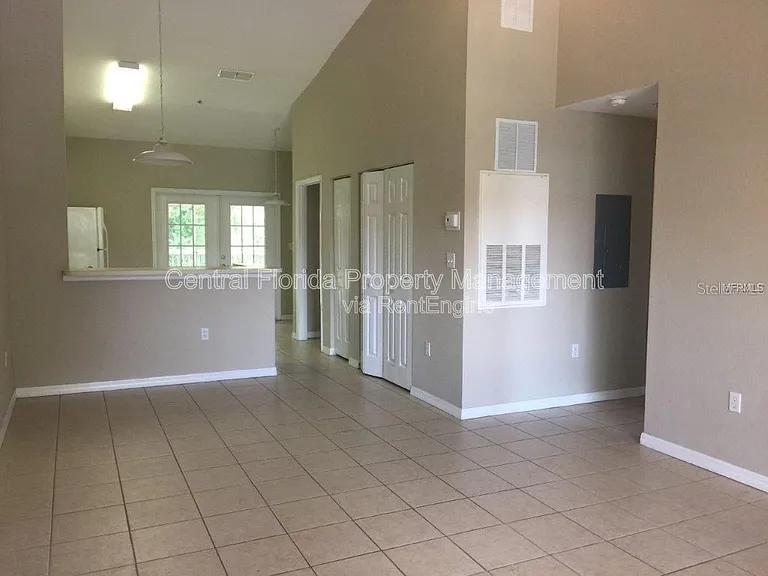 149 Reserve Cir #201 — Photo 4