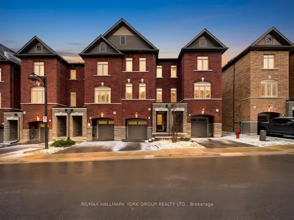 104 Gordon Cir, Newmarket, ON L3Y 0C9